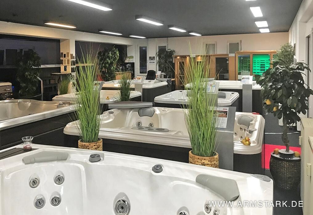 Bilder ARMSTARK Whirlpools, Swim Spas, Saunen & Infrarotkabinen