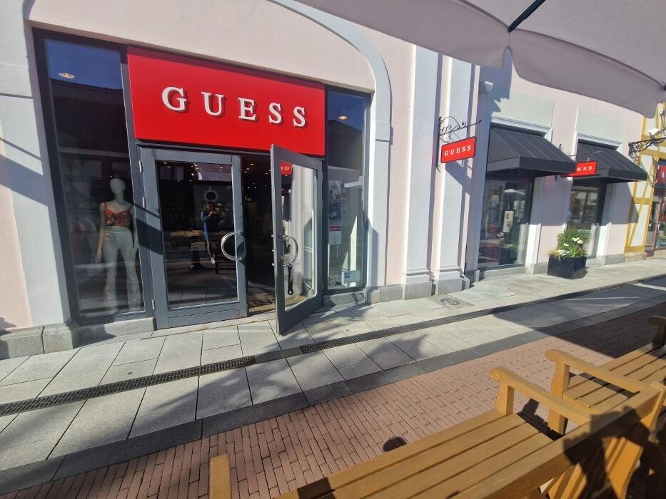 Bilder GUESS