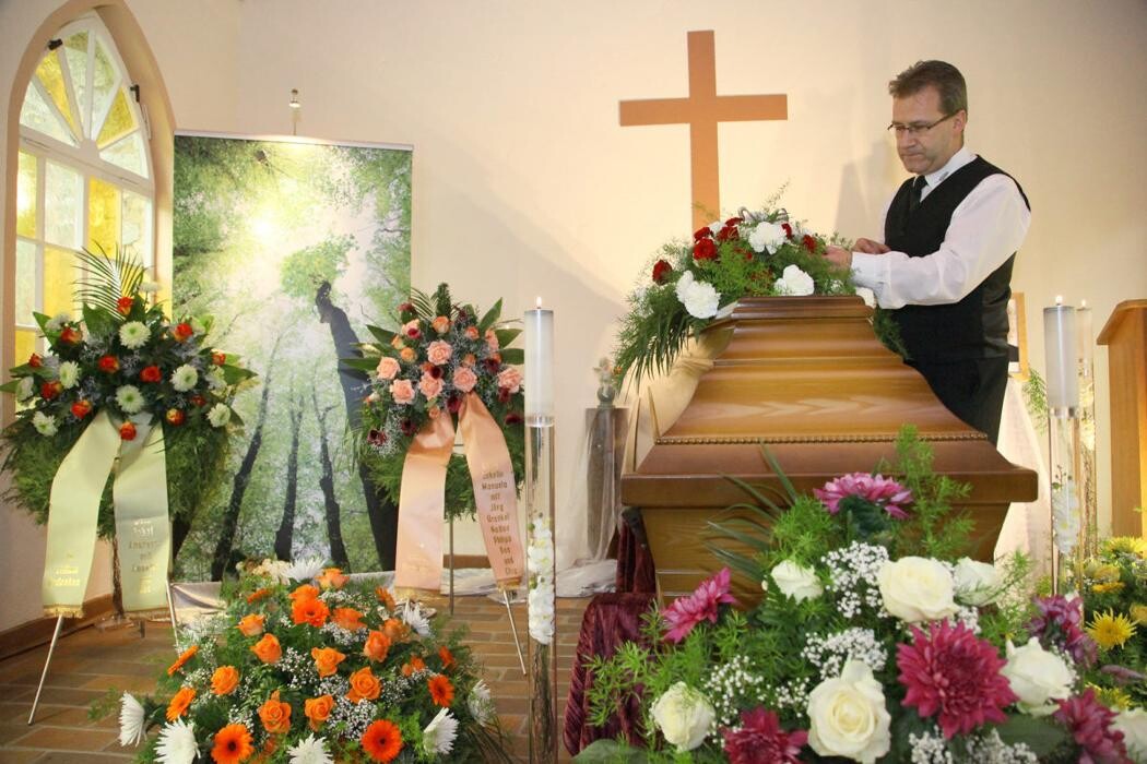 Bilder Bartsch & Pfeiffer Bestattungen GmbH