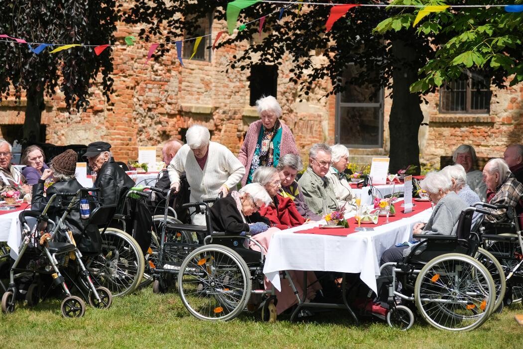 Bilder ProCurand Seniorenresidenz Am Schlosspark