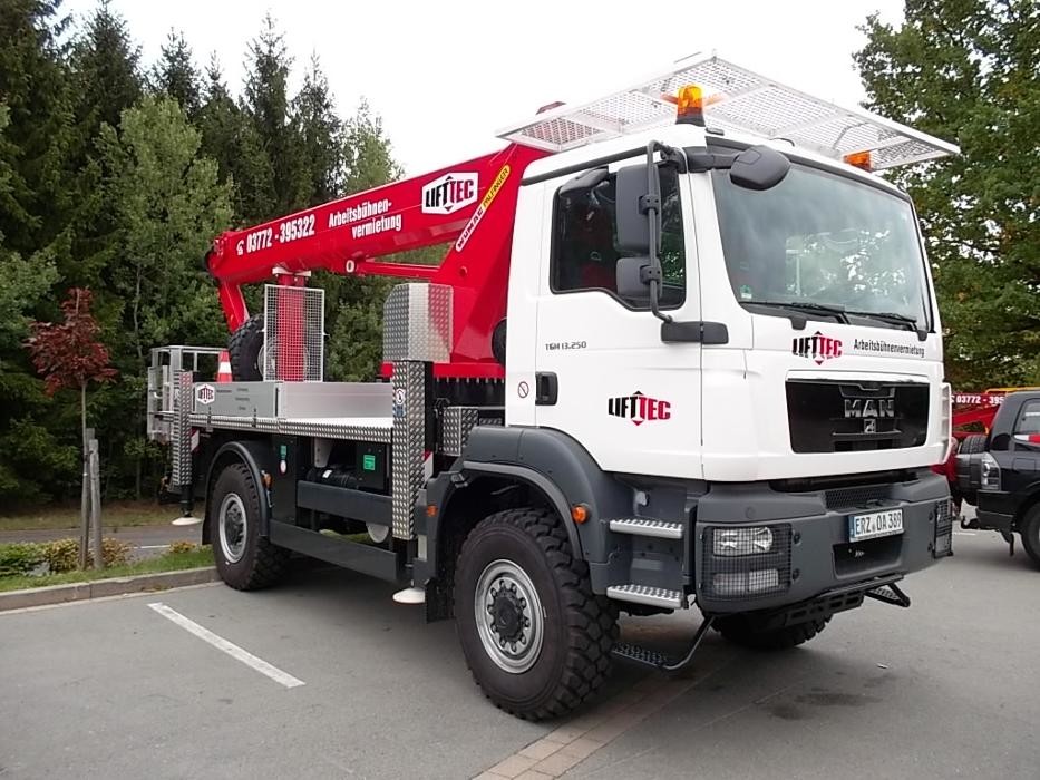 Bilder Hanisch Arbeitsbühnen der Lifttec-Erz GmbH