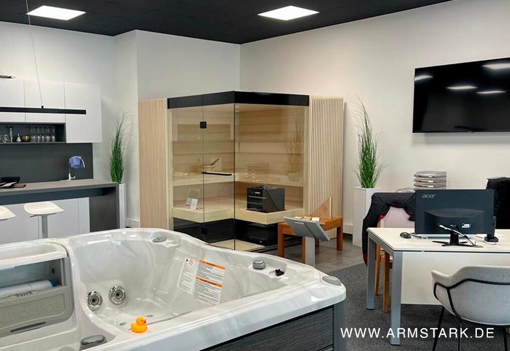 Bilder ARMSTARK Whirlpools, Swim Spas, Saunen & Infrarotkabinen