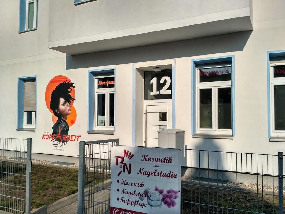 Bilder Salon Kopfarbeit