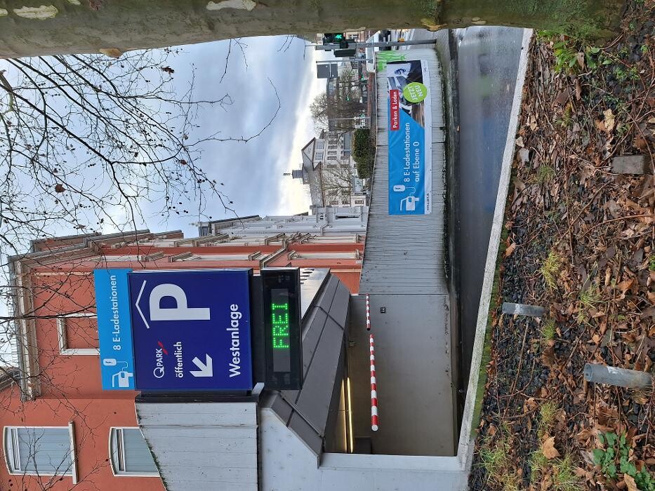 Bilder Q-Park Westanlage