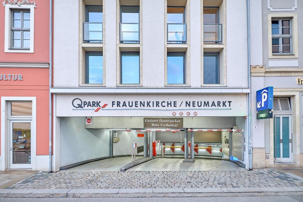 Bilder Q-Park Frauenkirche / Neumarkt