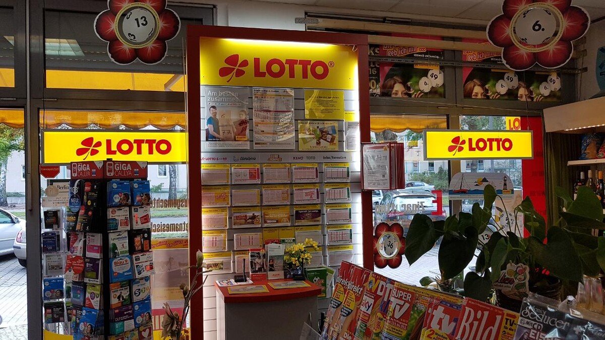 Bilder Lotto-Zeitschriften-Tabak-Getränke