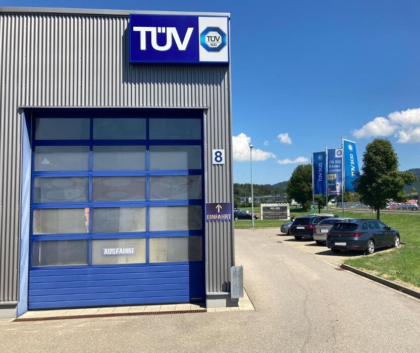 Bilder TÜV SÜD Service-Center Isny