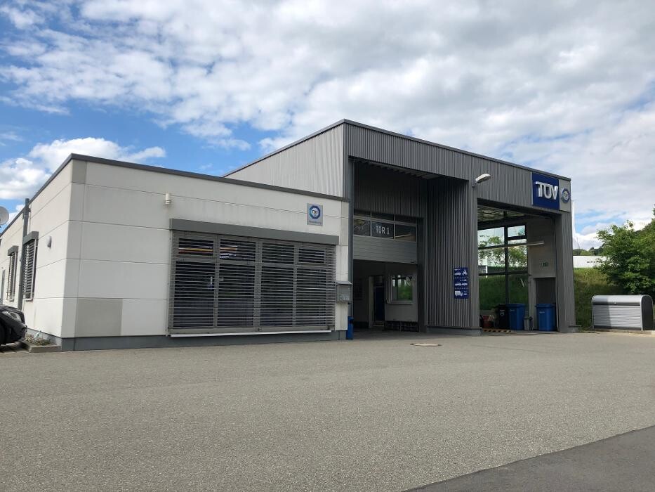 Bilder TÜV SÜD Service-Center Biberach