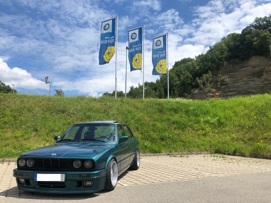 Bilder TÜV SÜD Service-Center Biberach