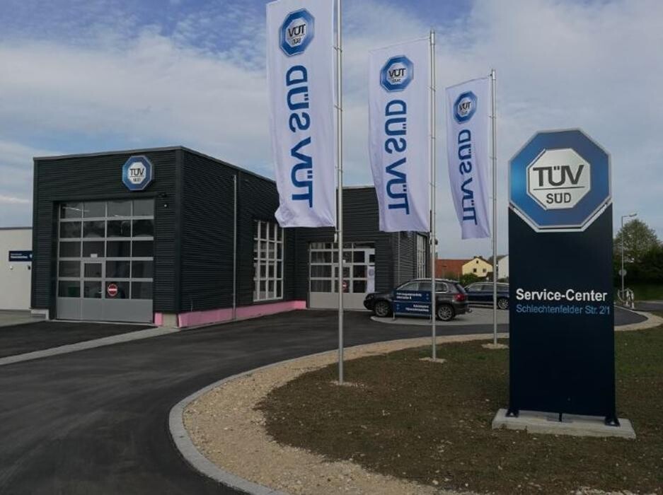 Bilder TÜV SÜD Service-Center Ehingen