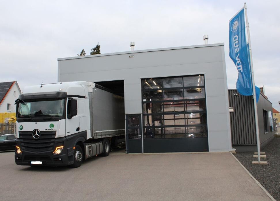 Bilder TÜV SÜD Service-Center Rothenburg ob der Tauber