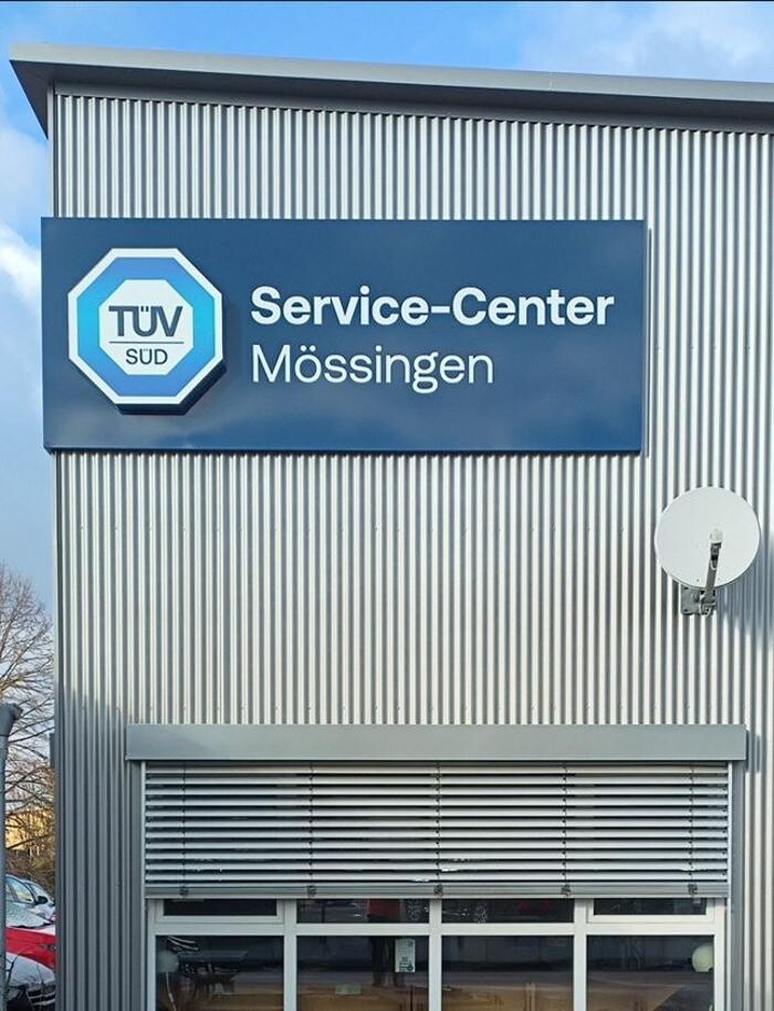 Bilder TÜV SÜD Service-Center Mössingen