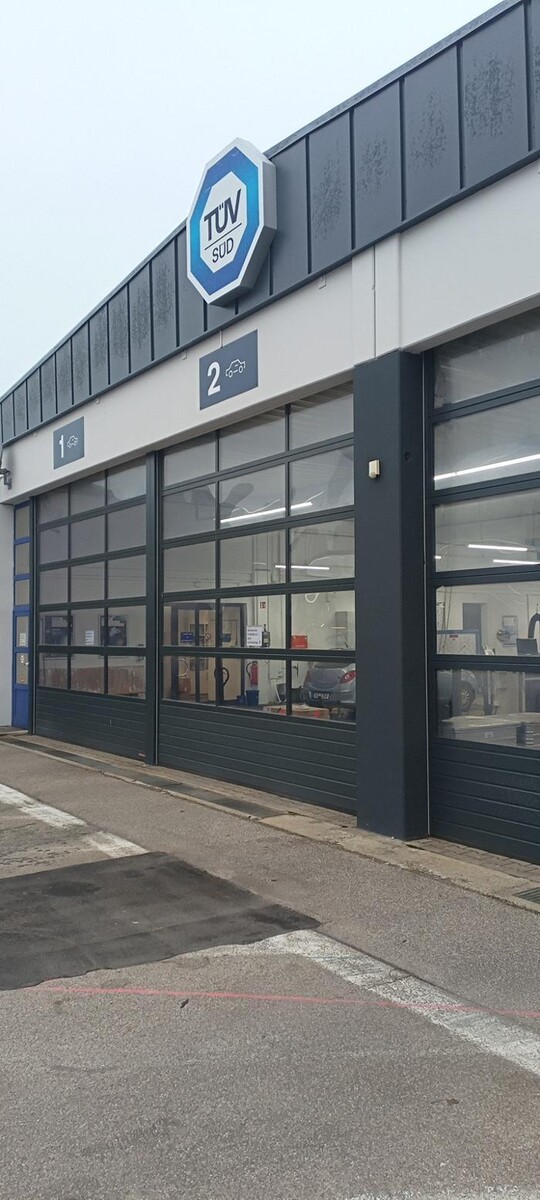 Bilder TÜV SÜD Service-Center Ingolstadt