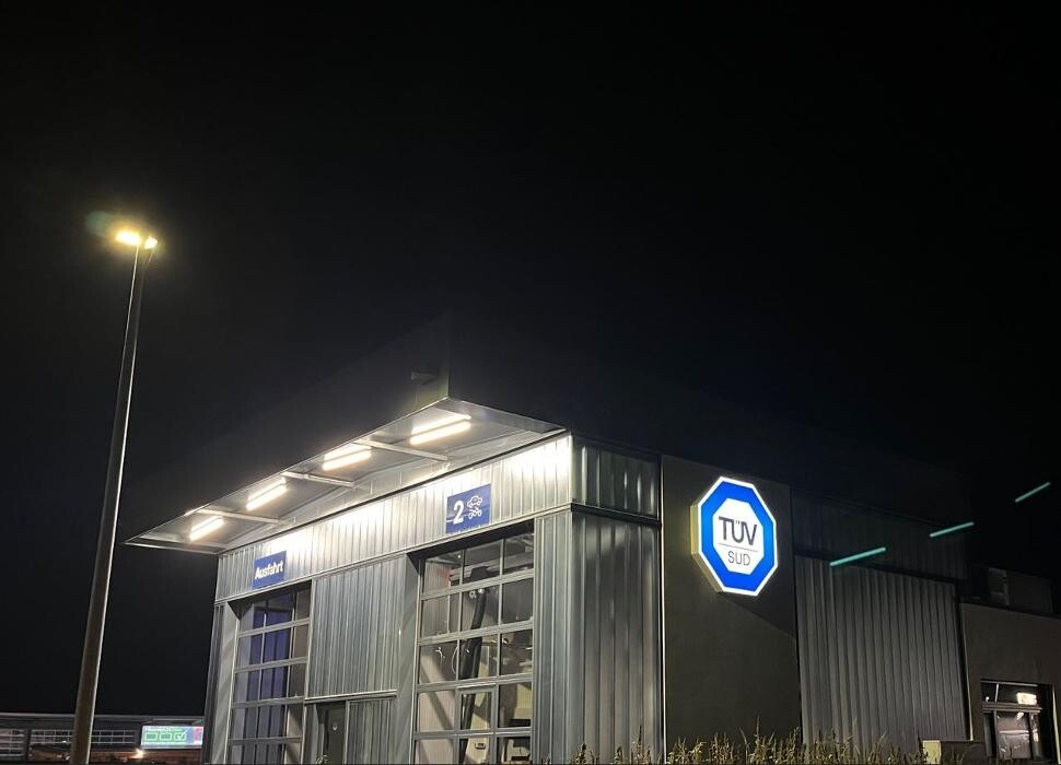 Bilder TÜV SÜD Service-Center Pilsting