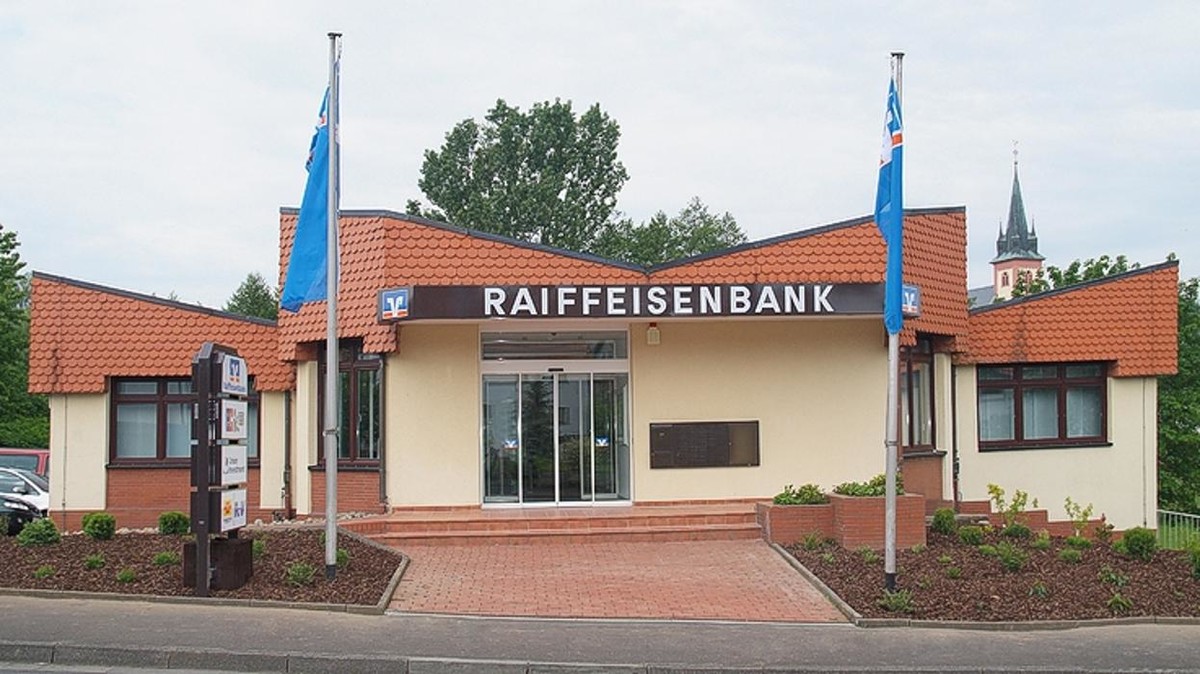 Bilder Raiffeisenbank im Fuldaer Land eG - KompetenzCenter Hosenfeld