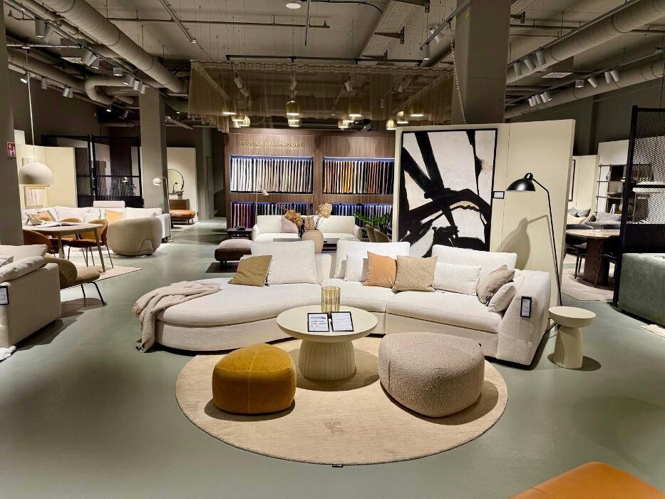 Bilder BoConcept Berlin AM TACHELES