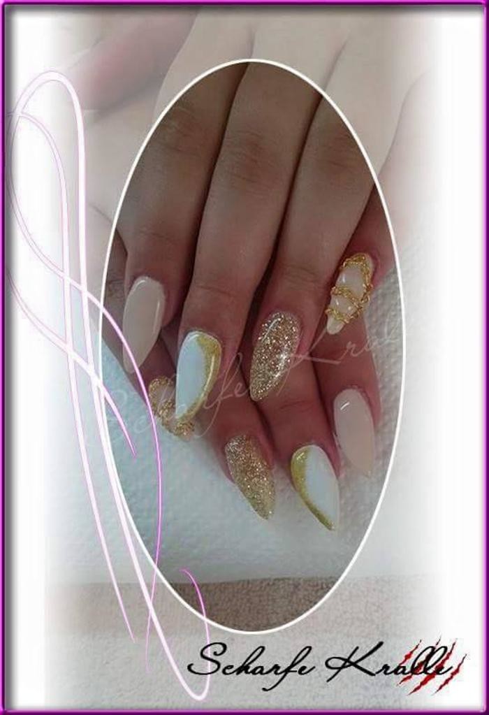 Bilder Nagelstudio Scharfe Kralle