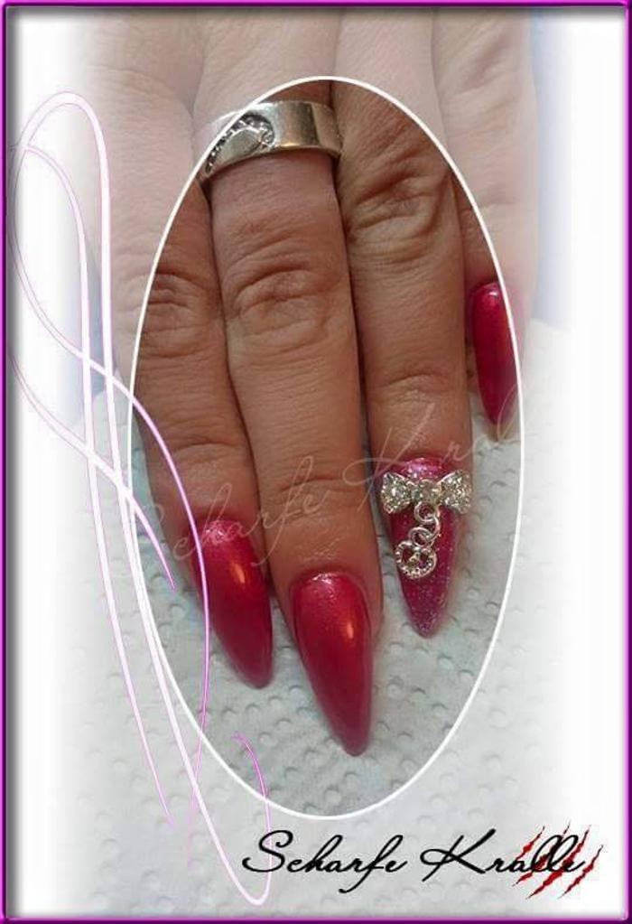 Bilder Nagelstudio Scharfe Kralle