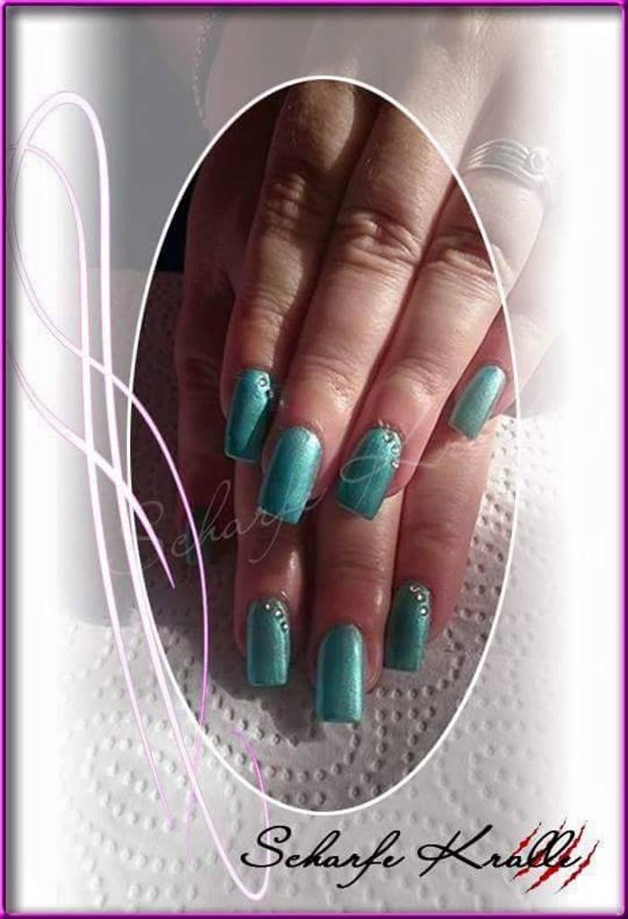 Bilder Nagelstudio Scharfe Kralle