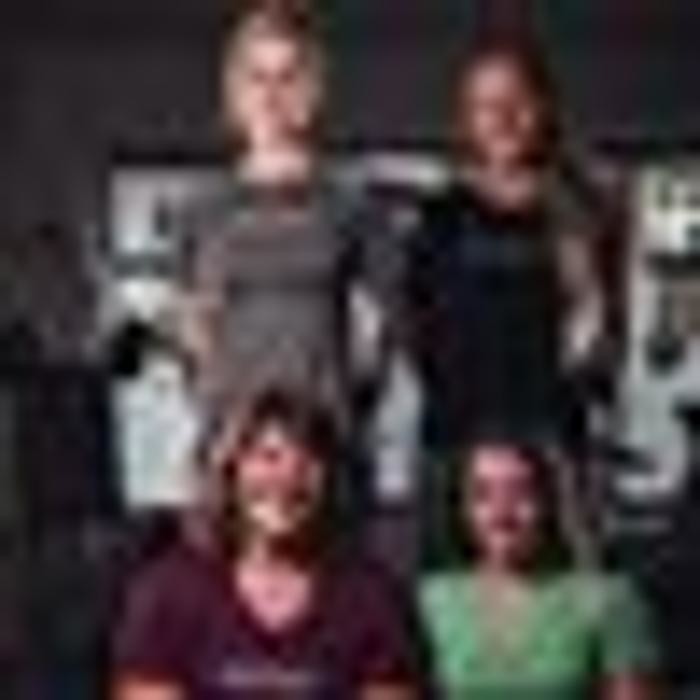 Bilder Just Femme - Fitness für Frauen - Rehabilitation & Prävention