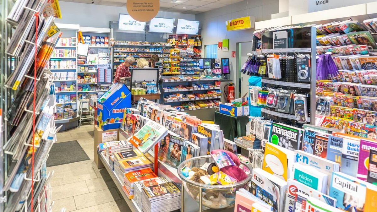 Bilder Schmitt & Hahn Buch und Presse im Bahnhof Singen