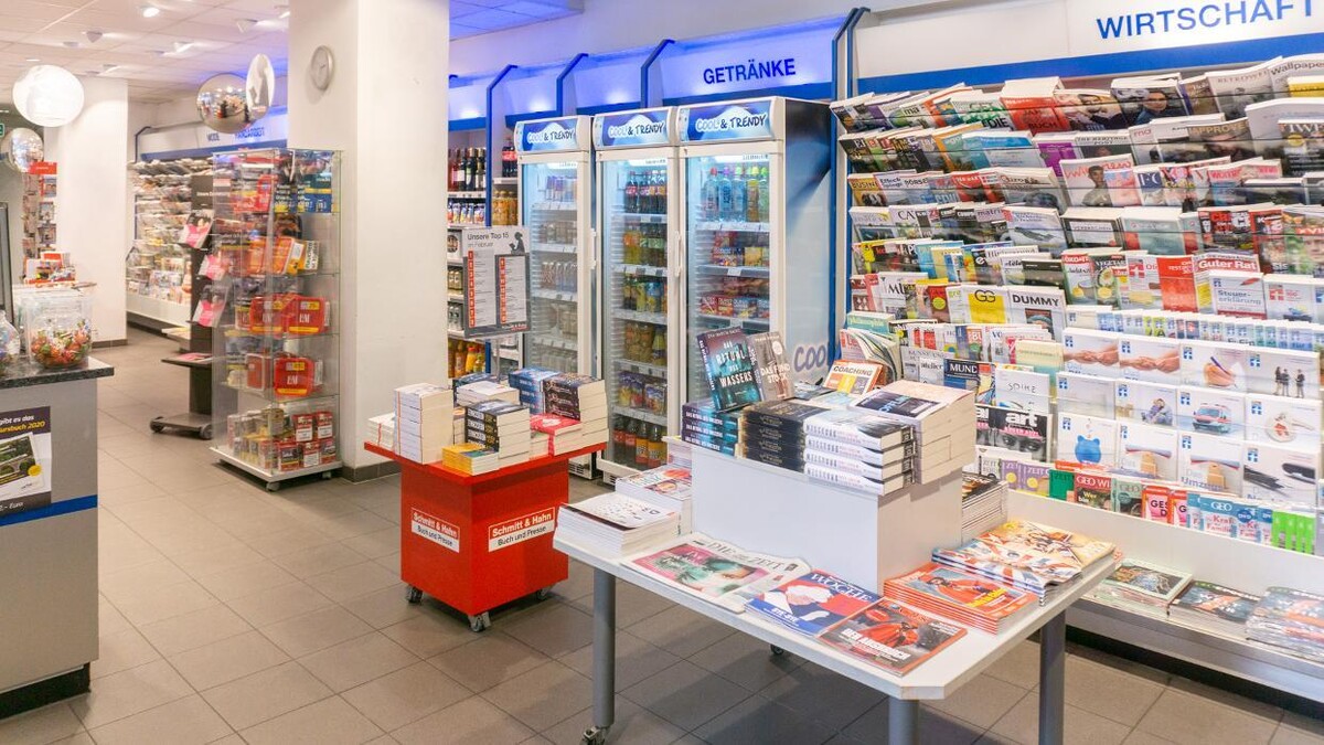 Bilder Schmitt & Hahn Buch und Presse im Bahnhof Kehl