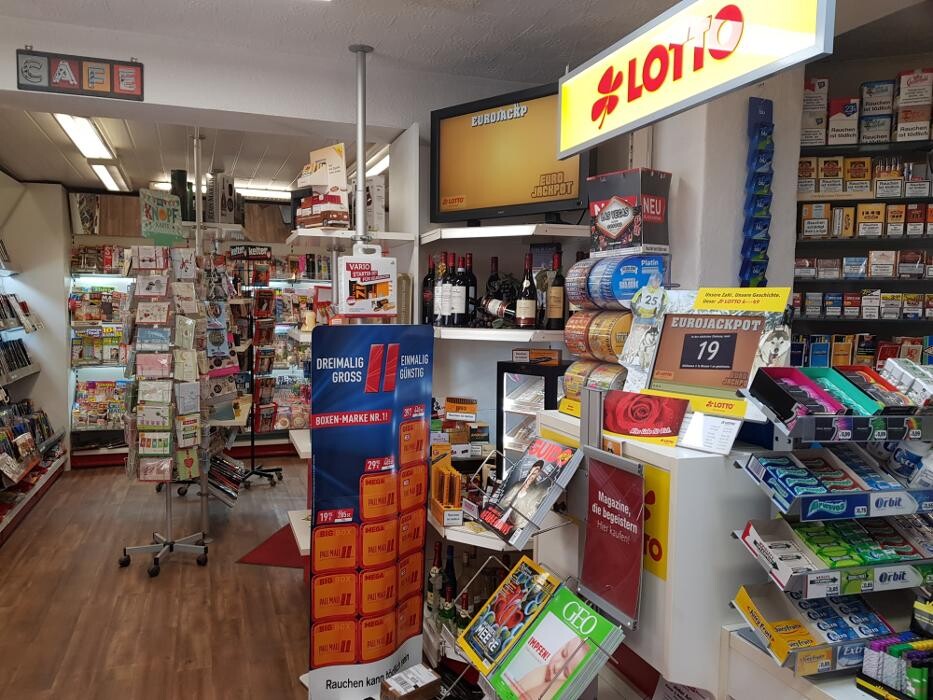 Bilder Tabakwaren-Zeitschriften-Lotto Ariane Walczak