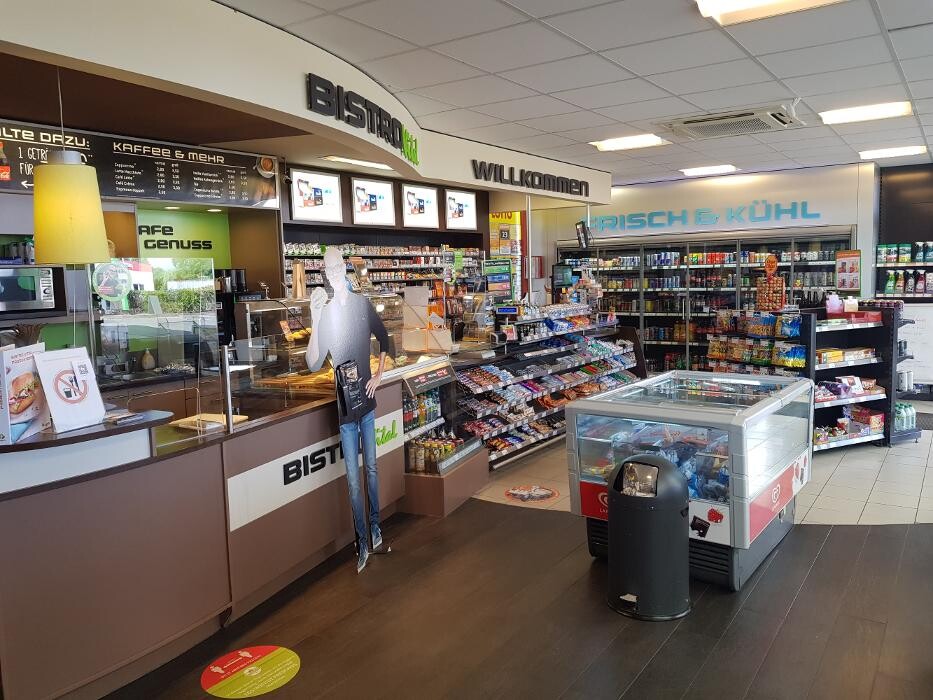 Bilder HEM Tankstelle Remo Streichert