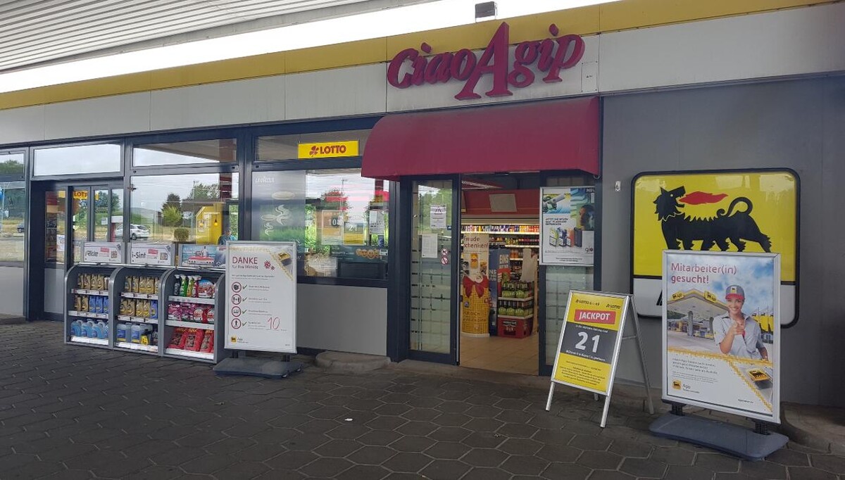 Bilder AGIP-Tankstelle