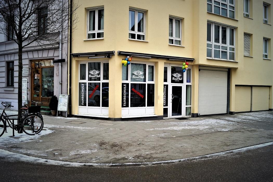 Bilder Fahrschule Road Club