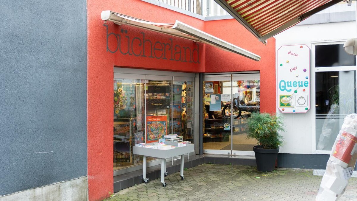 Bilder Schmitt & Hahn Buch und Presse Bücherland in Sinsheim