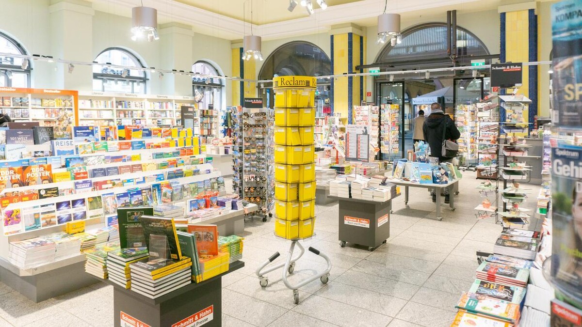 Bilder Schmitt & Hahn Buch und Presse im Hauptbahnhof Erfurt Buchhandlung