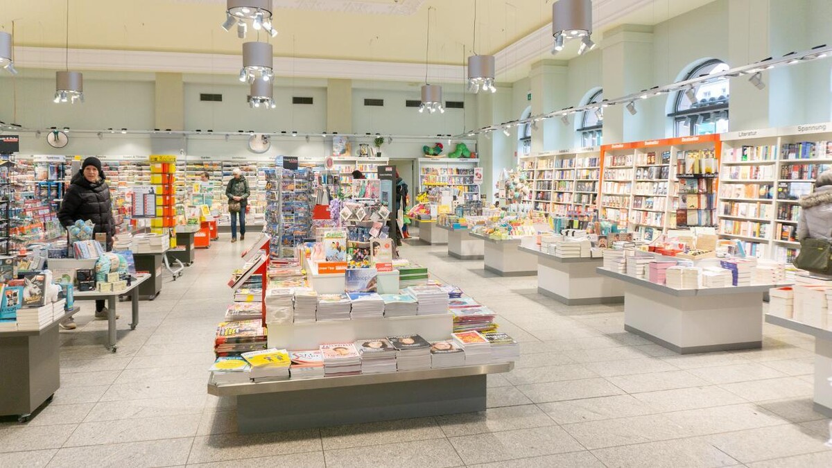 Bilder Schmitt & Hahn Buch und Presse im Hauptbahnhof Erfurt Buchhandlung