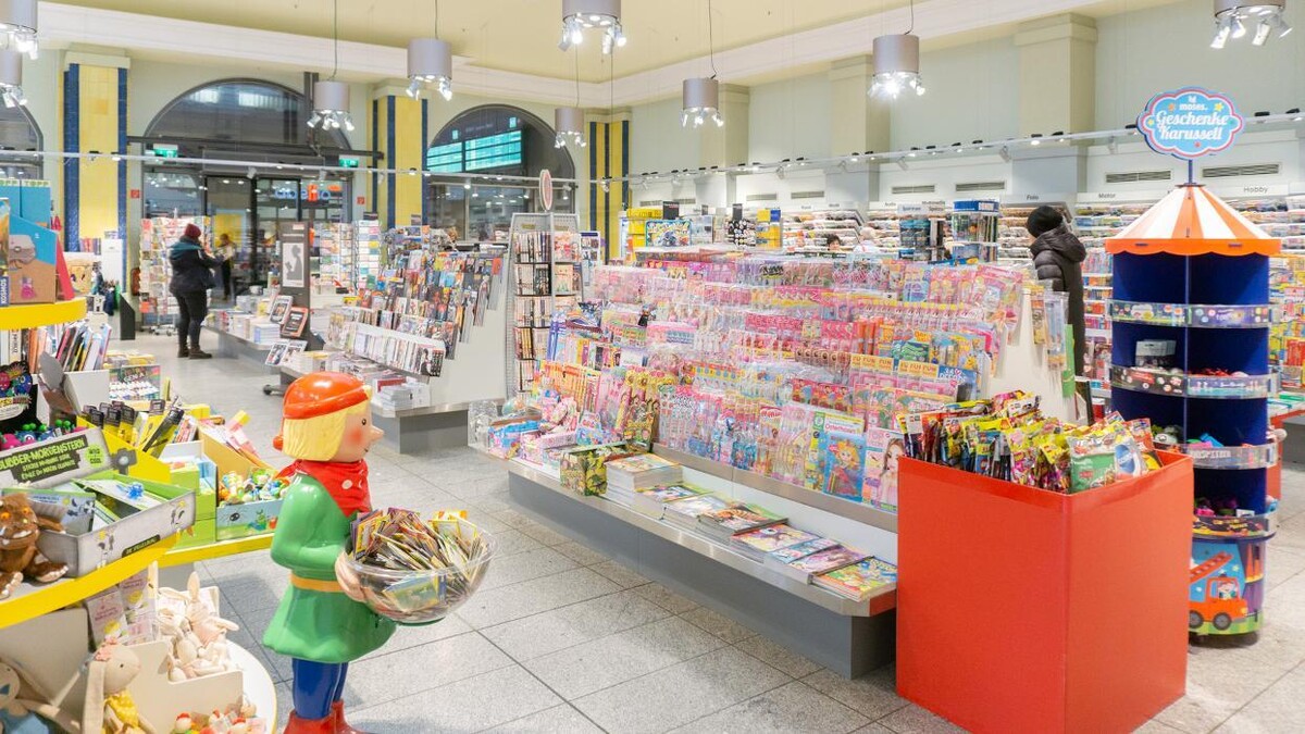 Bilder Schmitt & Hahn Buch und Presse im Hauptbahnhof Erfurt Buchhandlung