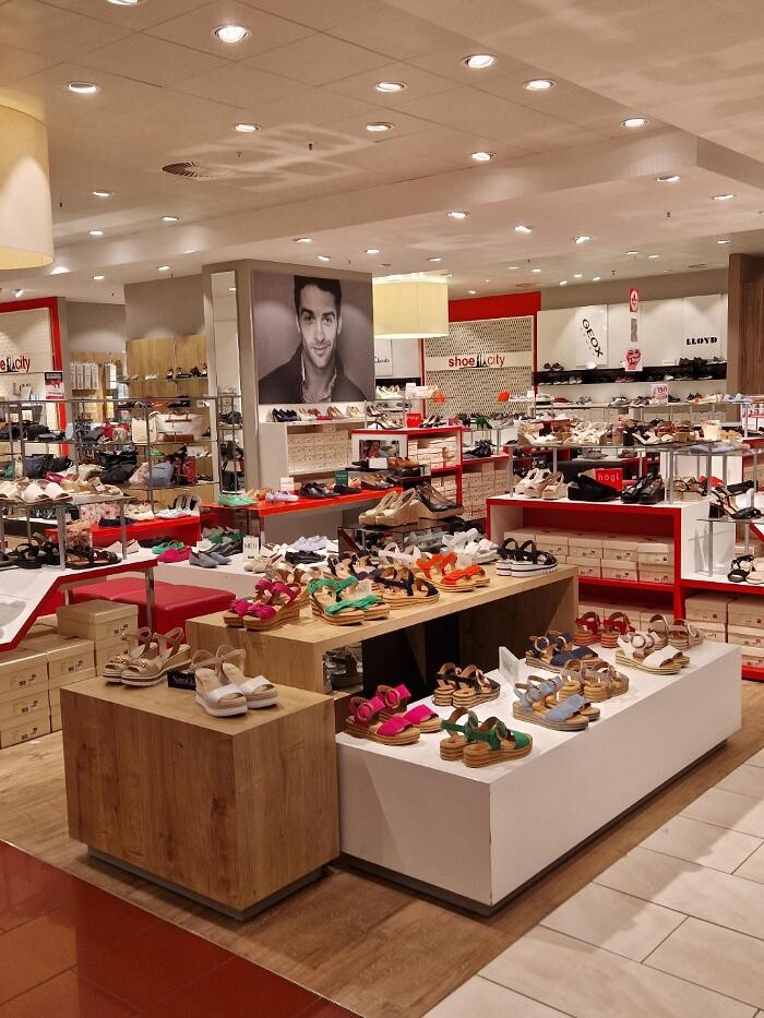 Bilder Shoe City Buxtehude