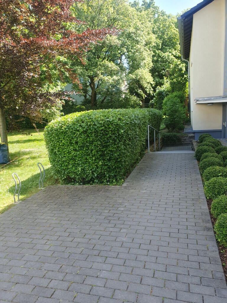 Bilder Ch-Clean - Gebäudereinigung & Objektservice