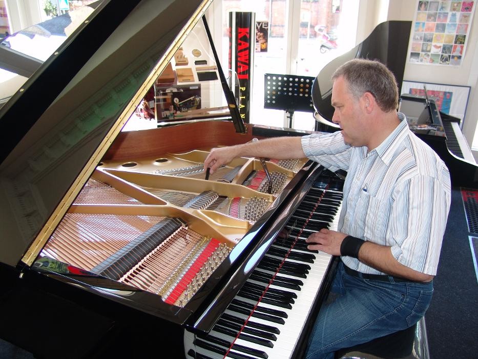 Bilder Piano- und Instrumentenservice Eckhard Schramm