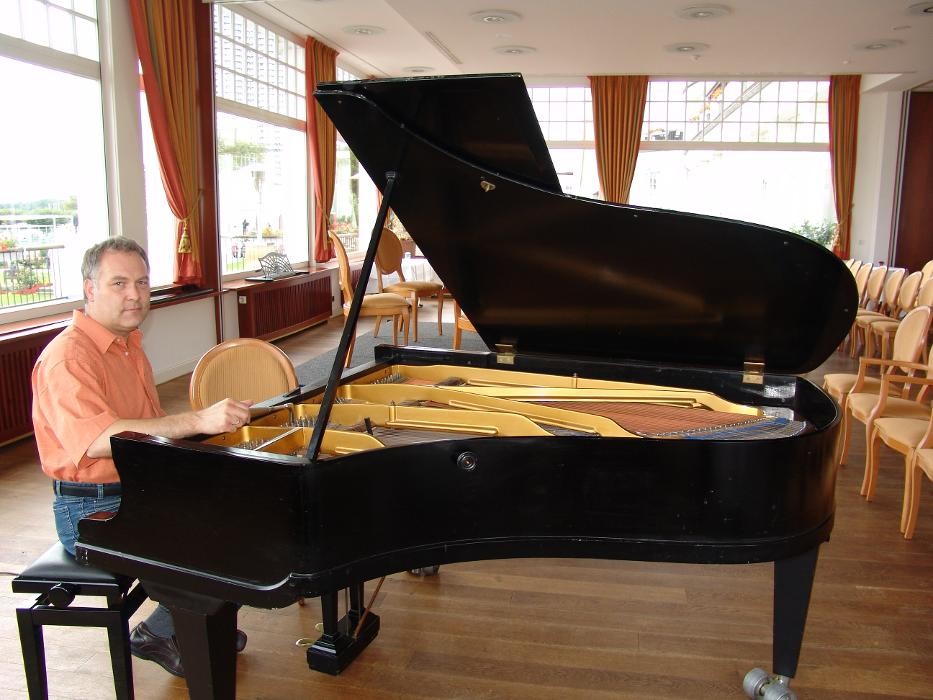 Bilder Piano- und Instrumentenservice Eckhard Schramm
