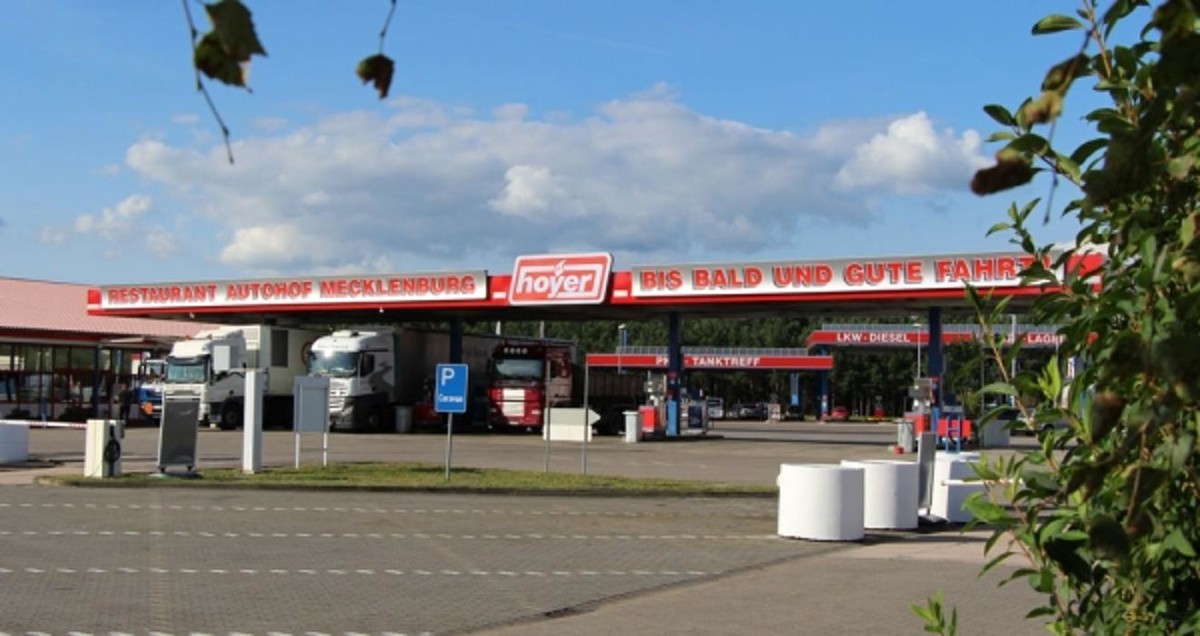 Bilder Hoyer Autohof Neustadt-Glewe