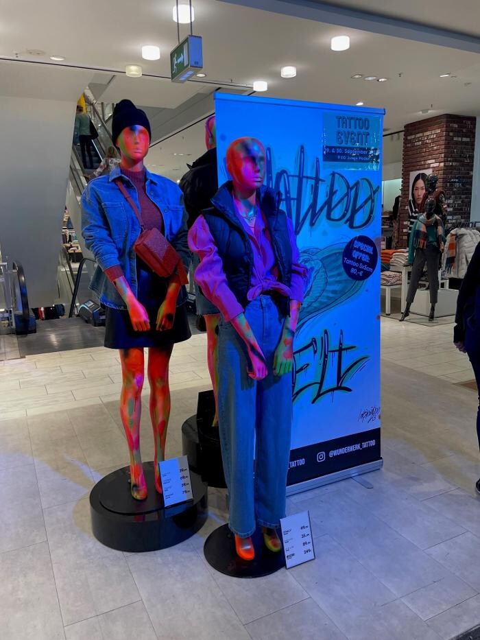 Bilder GALERIA Freiburg am Bertoldsbrunnen