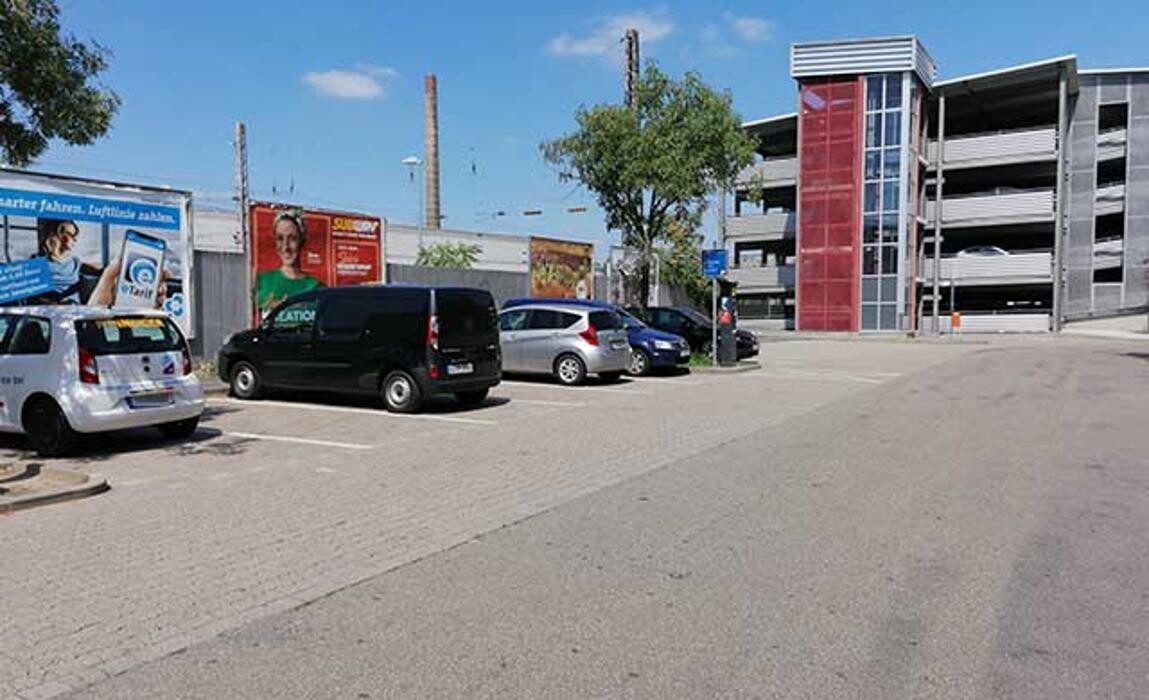 Bilder DB BahnPark Parkplatz Hauptbahnhof P2 rechts