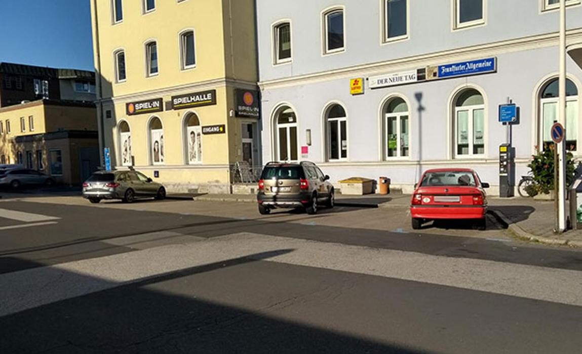 Bilder DB BahnPark Parkplatz Bahnhof P1