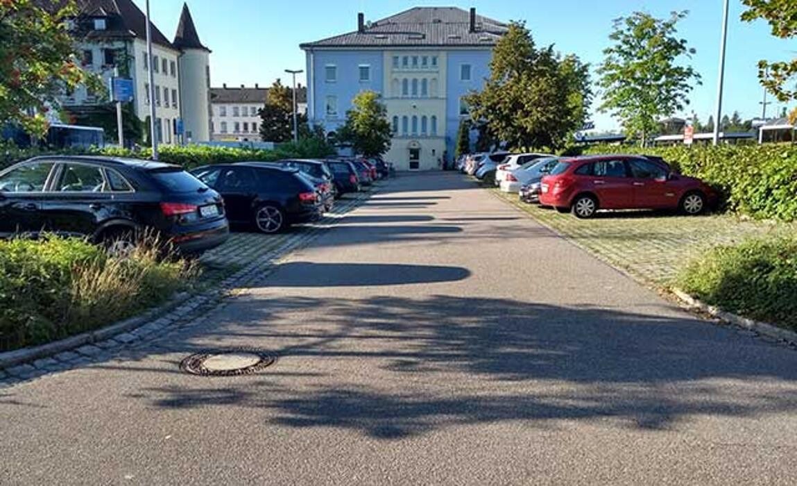 Bilder DB BahnPark Parkplatz Bahnhof P2