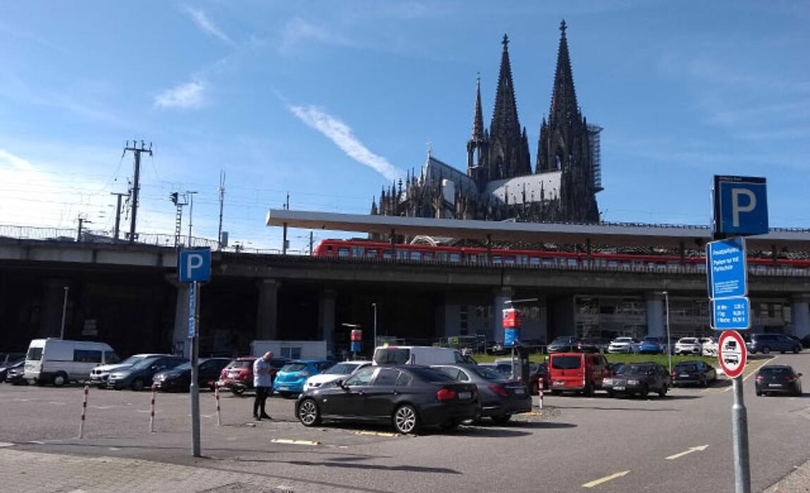 Bilder DB BahnPark Parkplatz Am Alten Ufer P6