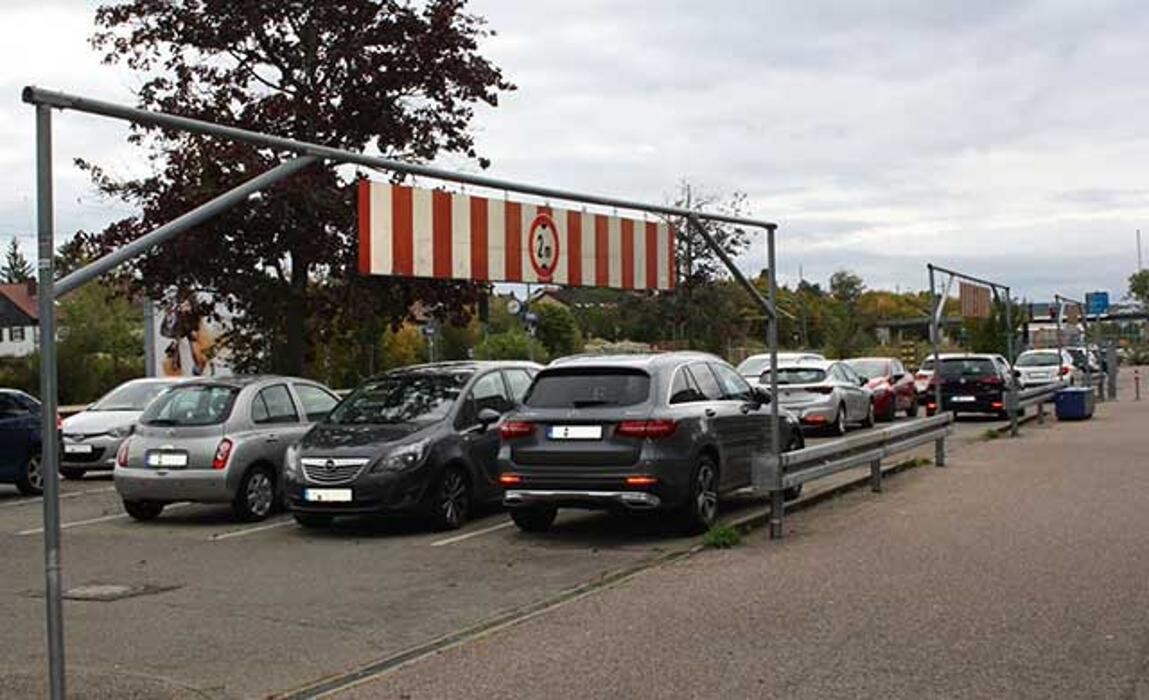 Bilder DB BahnPark Parkplatz Bahnhof P1