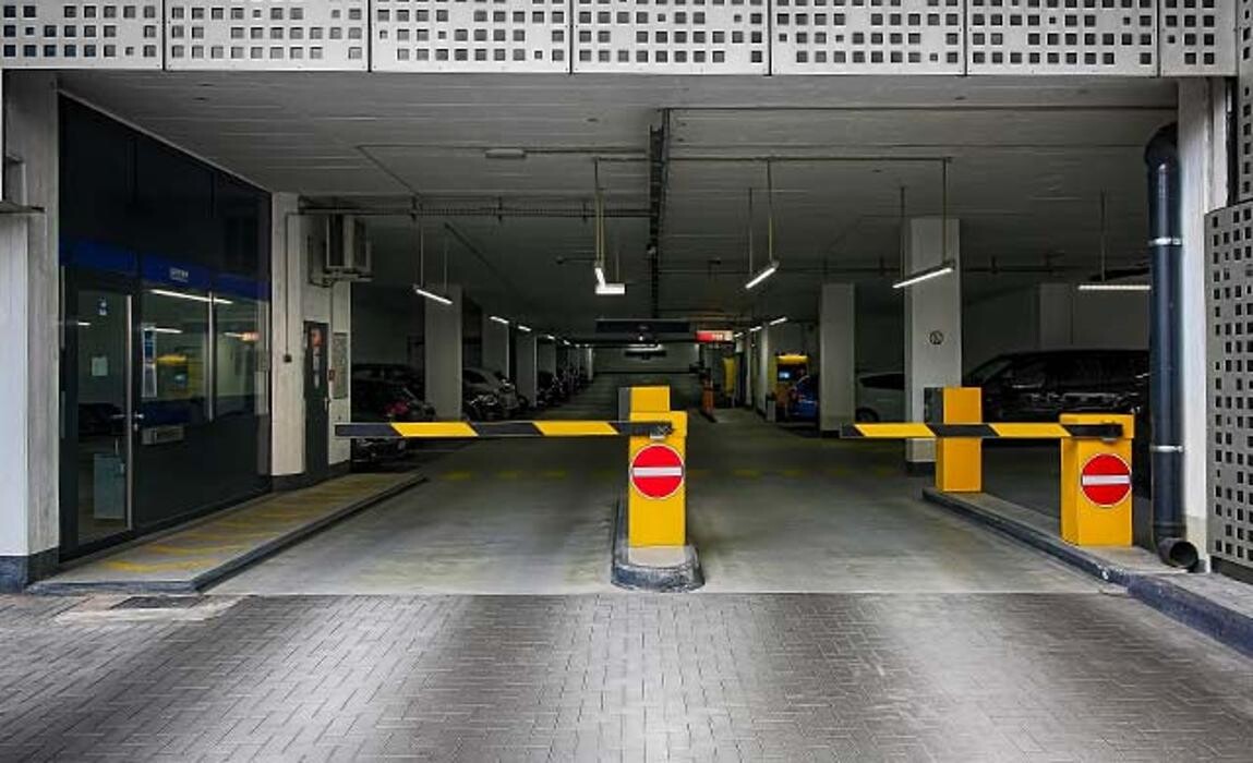 Bilder CONTIPARK Parkhaus Am Friesenplatz (Alte Wallgasse)