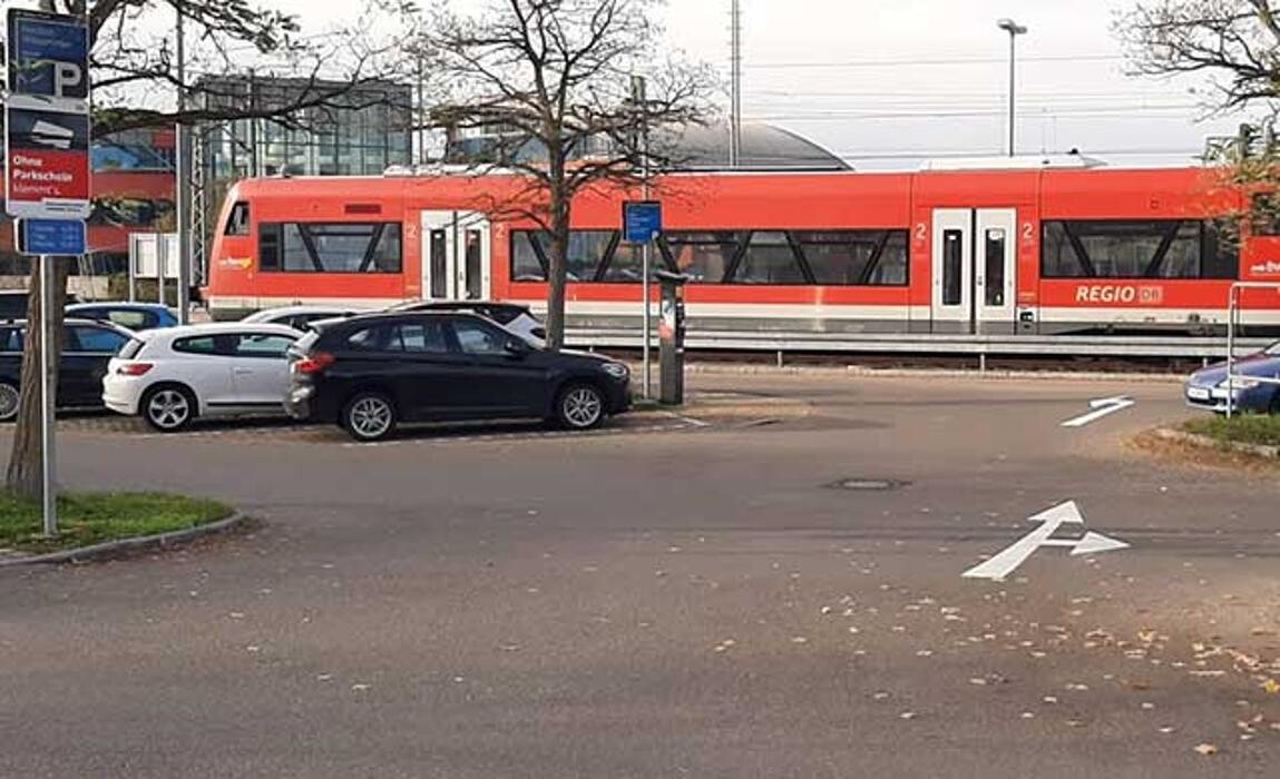 Bilder DB BahnPark Parkplatz Bahnhof P1