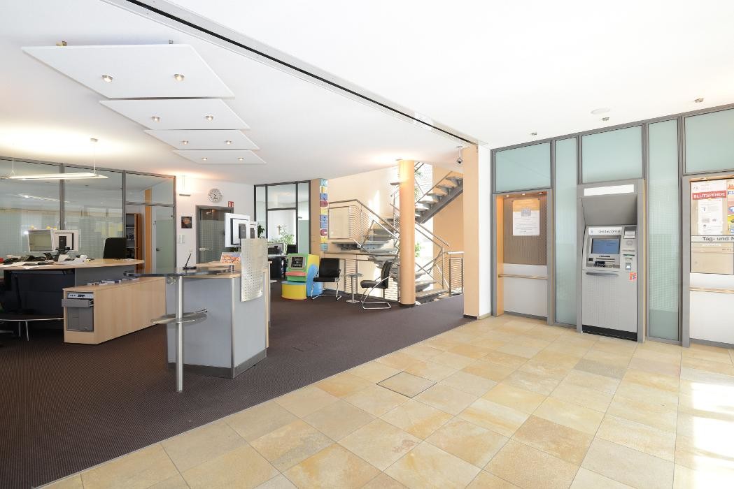 Bilder Geldautomat - Volksbank Raiffeisenbank Bayern Mitte eG