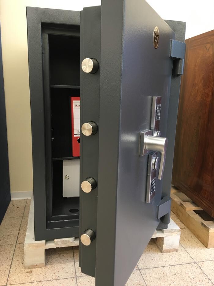 Bilder TRESOR-WOLF Kaufhaus Leipzig