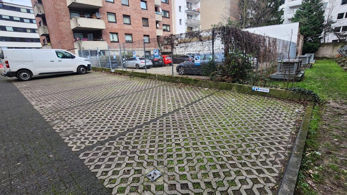 Bilder ampido Parkplatz